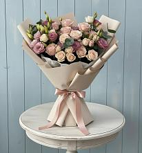 Букет цветов из:  Розы и Лизиантусы #REPLACE_PRED# Каз