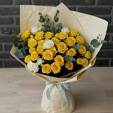 Букет цветов из:  Розы в Каз