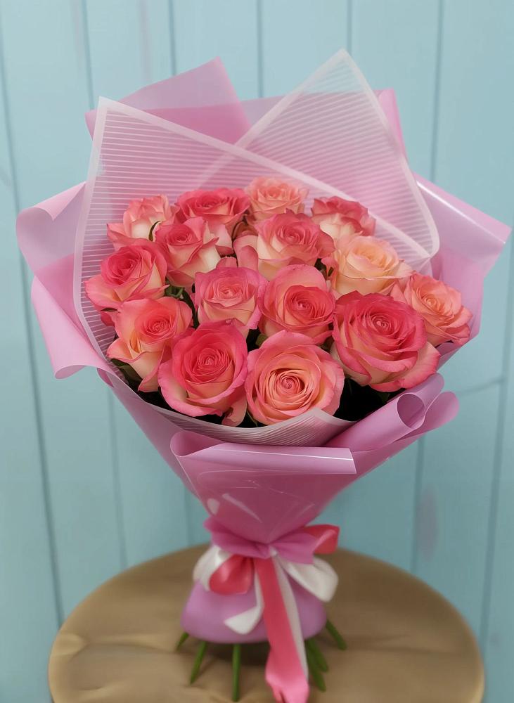 Букет 15 Розовых роз Равель в Каз