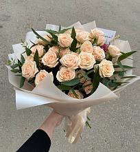 Букет Кремовые розы Латте в Каз