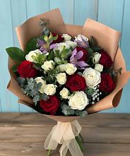 Букет цветов из:  Розы и Альстромерии в Каз