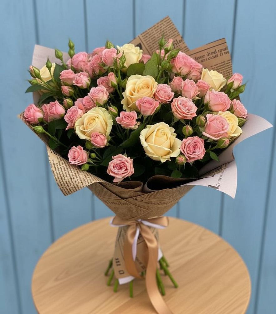 Букет цветов из: Розы в Каз