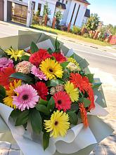 Букет цветов из:  Герберы #REPLACE_PRED# Каз