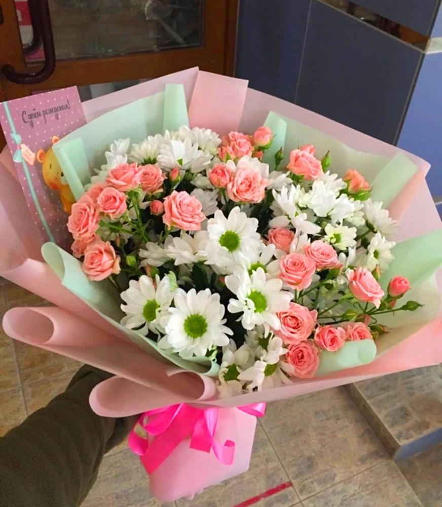 Букет цветов из: Розы и Хризантемы в Каз