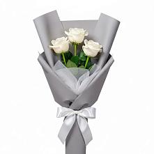 Букет 3 белые розы в Каз
