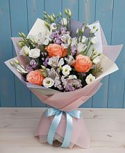 Букет цветов из:  Лизиантусы, Розы, Альстромерии и Гипсофила #REPLACE_PRED# Каз