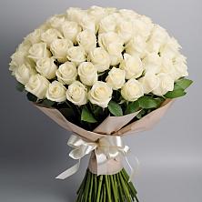 Букет 101 беля роза Белоснежка в Каз
