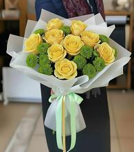 Букет цветов из:  Хризантемы и Розы в Каз