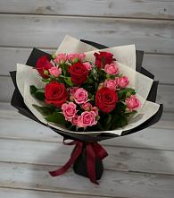 Букет цветов из:  Розы в Каз