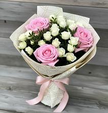 Букет цветов из:  Розы в Каз
