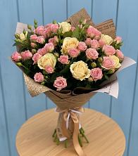 Букет цветов из:  Розы в Каз