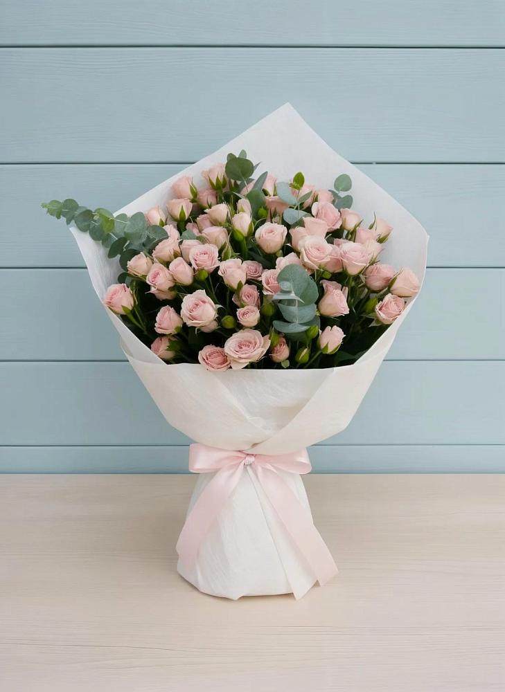 Букет цветов из: Розы в Каз