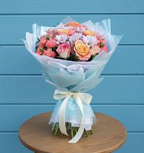 Букет цветов из:  Хризантемы и Розы в Каз