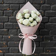 Букет цветов из:  Розы в Каз