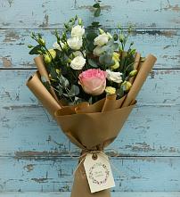 Букет цветов из:  Розы и Лизиантусы #REPLACE_PRED# Каз